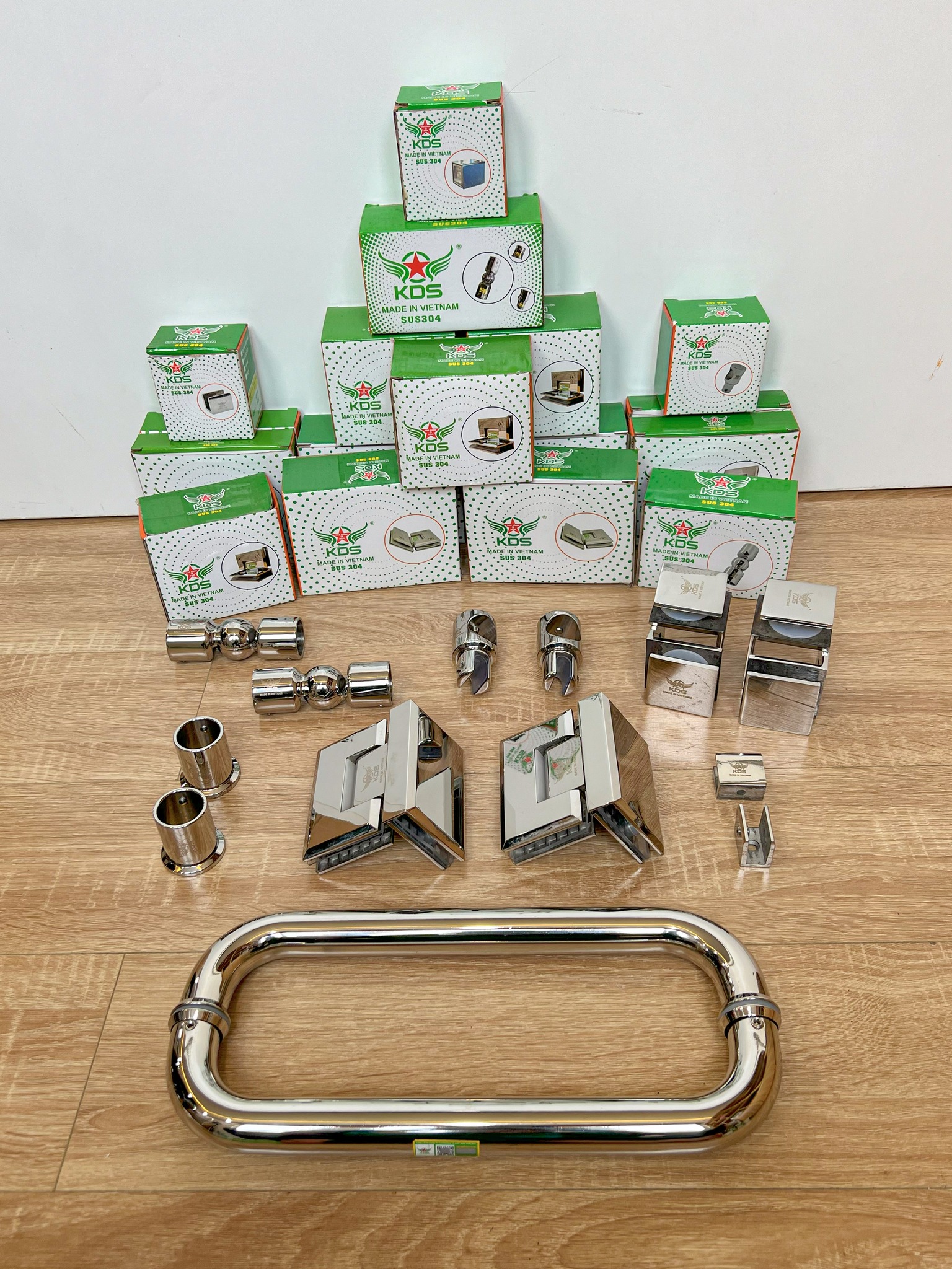 phụ kiện cửa kính phòng tắm